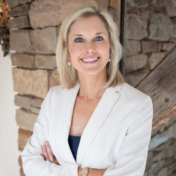 Ashley DiPrisco headshot