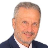 Kamil Homsi headshot