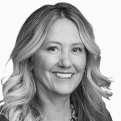 Nadine Watt headshot